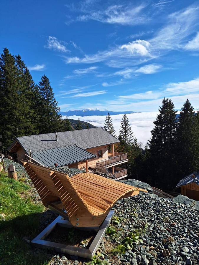 Ferienhaus für 8 Personen, mit Balkon und Terrasse sowie Garten und Sauna