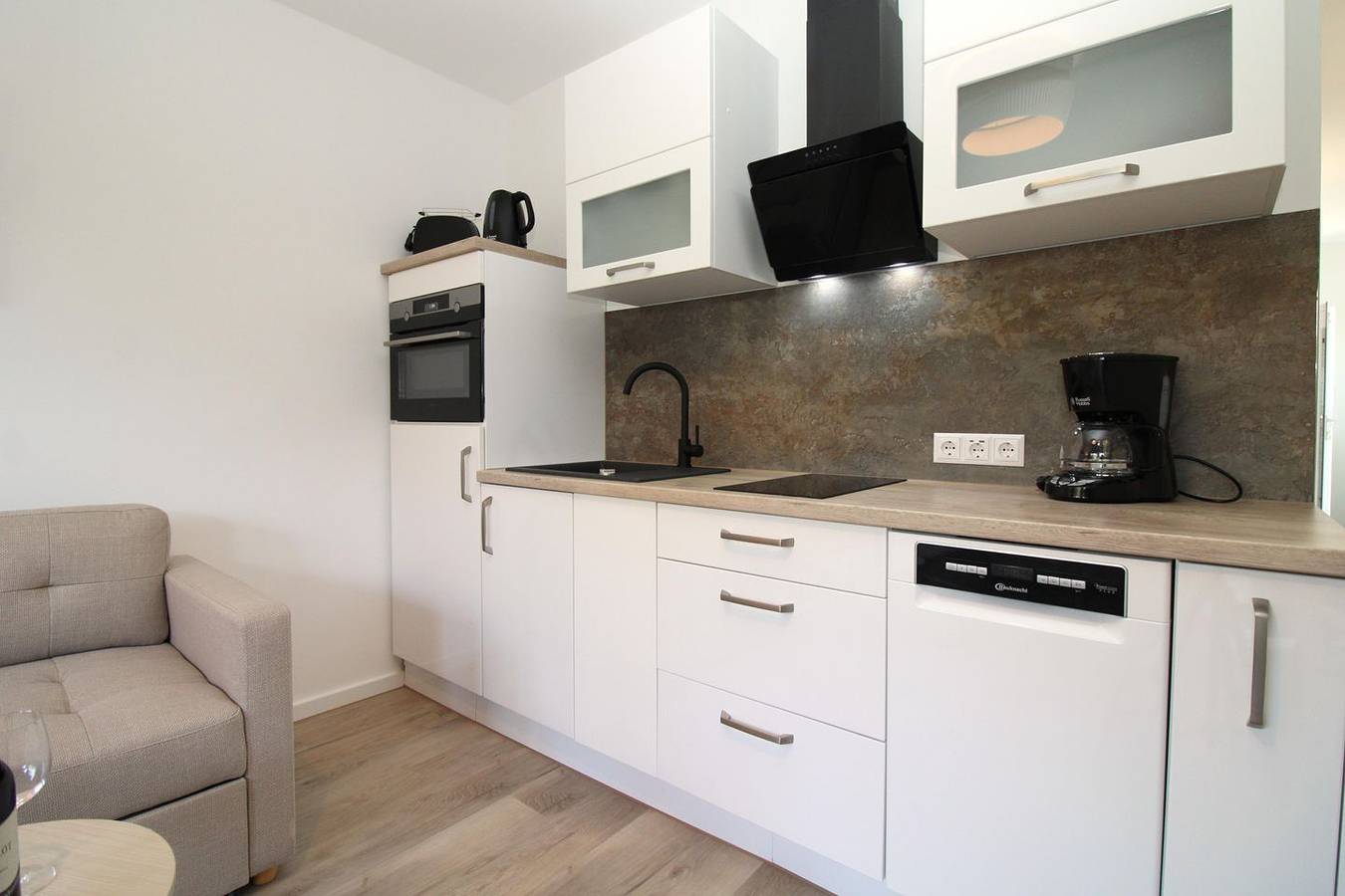 Ganze Wohnung, Zaunkönig We 5: moderne und freundliche 2-Zimmer-Fewo in Kühlungsborn, Mecklenburgische Ostseeküste