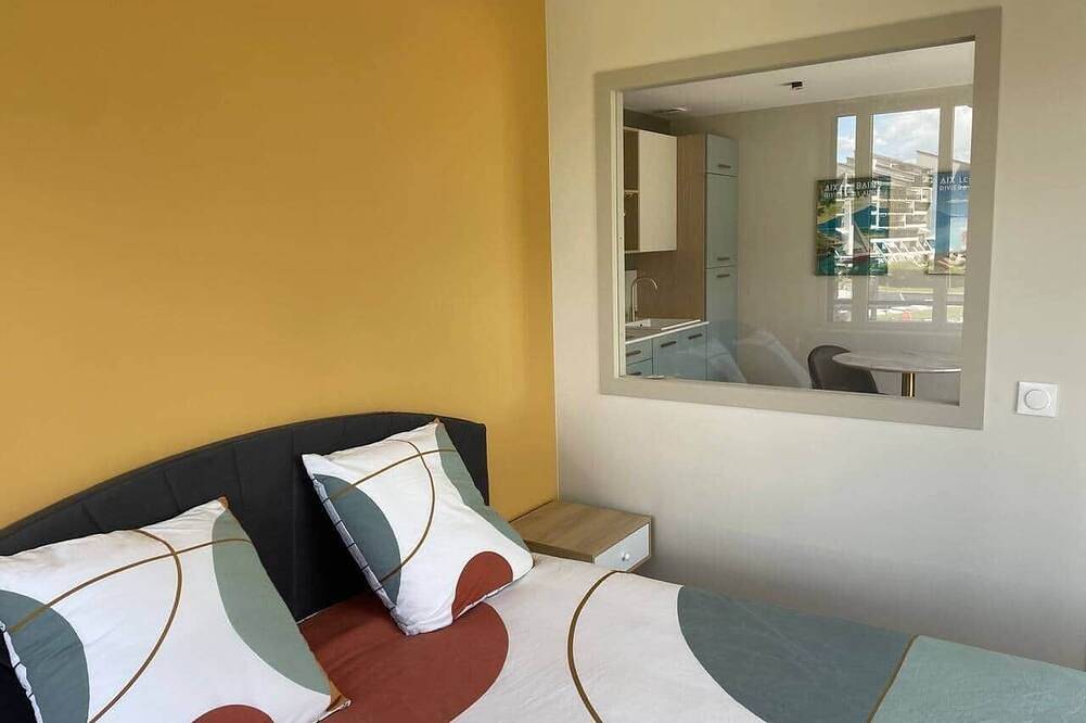 Entire apartment, Le Nouveau Rivage (T2 lake view) in Aix-les-Bains, Chambéry region