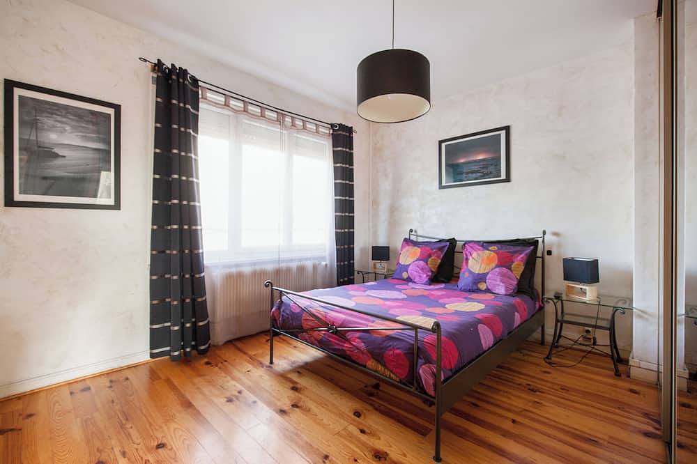 House In The Moat in Gravelines, Dunkirk region