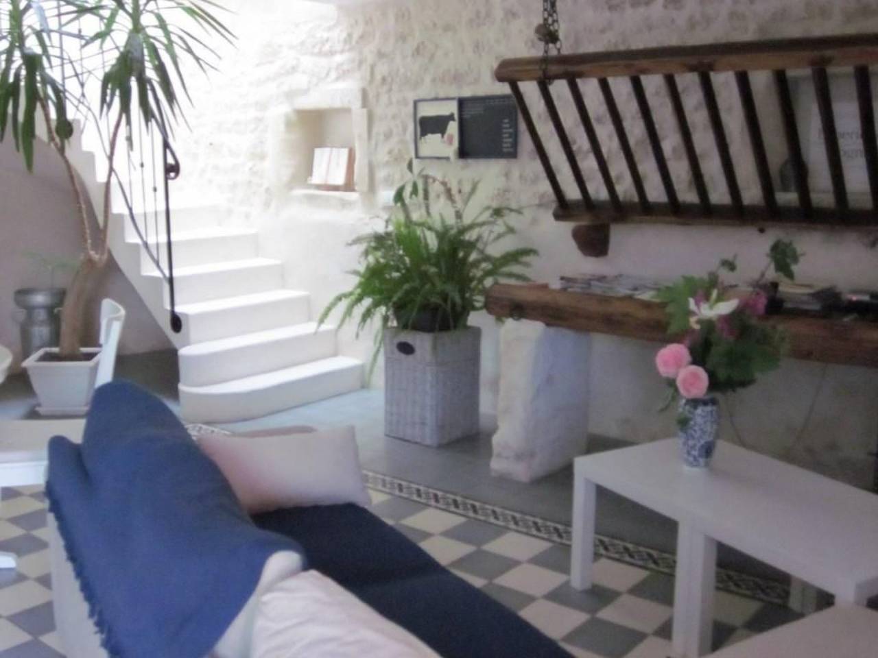 Haus "l'Ecurie" mit Terrasse und Garten in Ozillac, Région de Jonzac