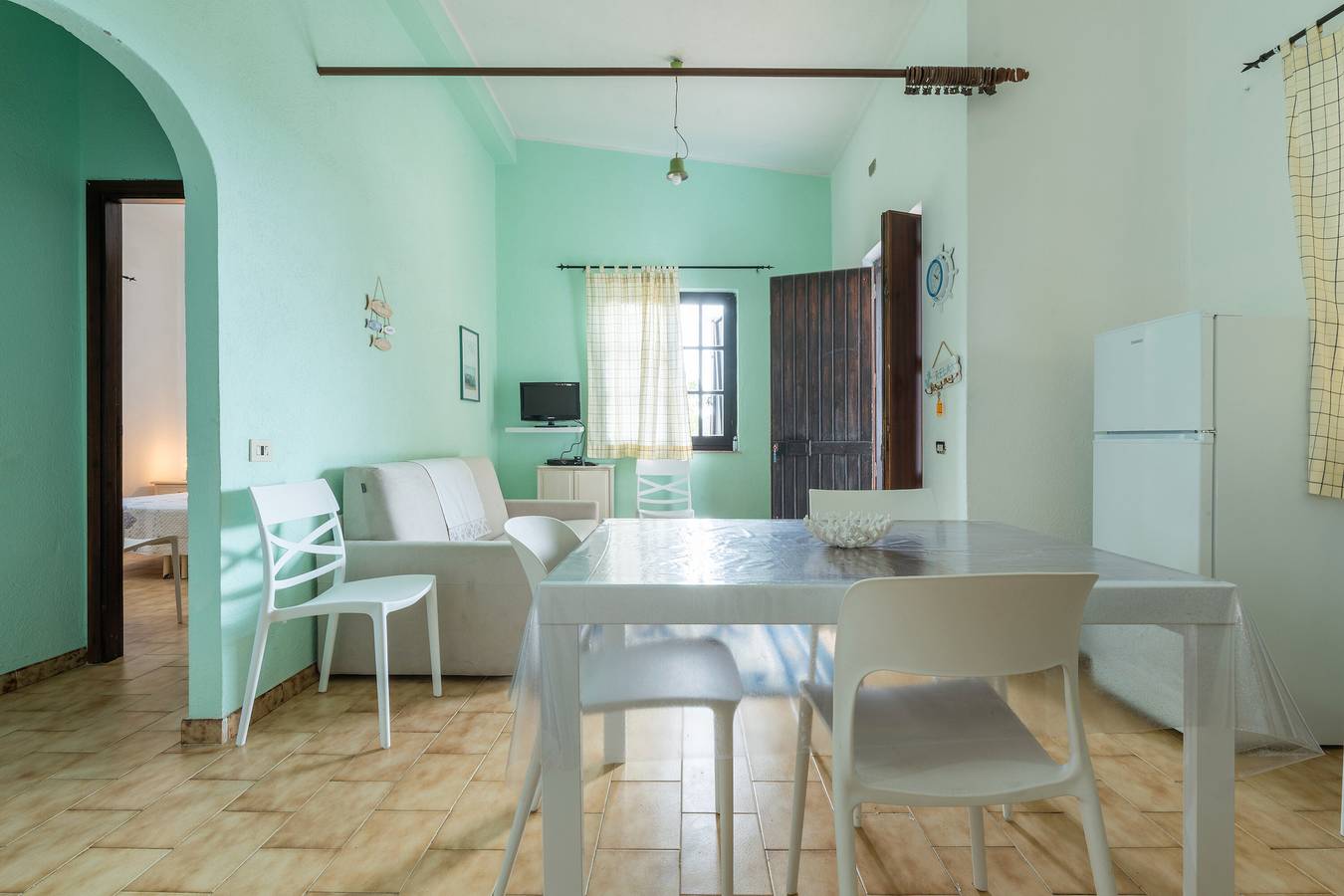 Casa de vacaciones 'A 400 Metri Dalla Spiaggia' con vistas al mar, terraza y aire acondicionado in Villasimius, Provincia de Cagliari