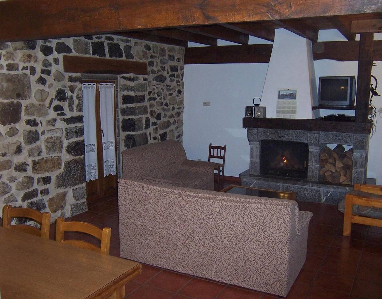 Finca 'Casa Rural Barbonea' mit Bergblick, privatem Garten und Wlan in Lekunberri, Navarra Provinz
