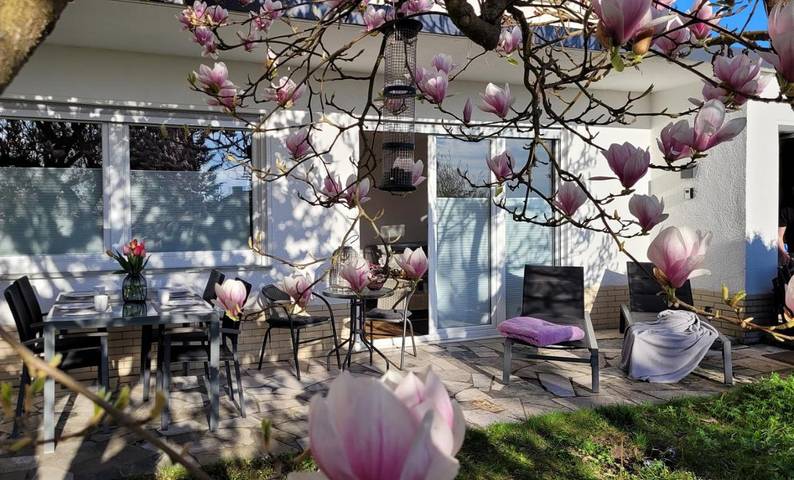 Ferienwohnung für 4 Personen, mit Terrasse und Garten sowie Ausblick in Niedenstein