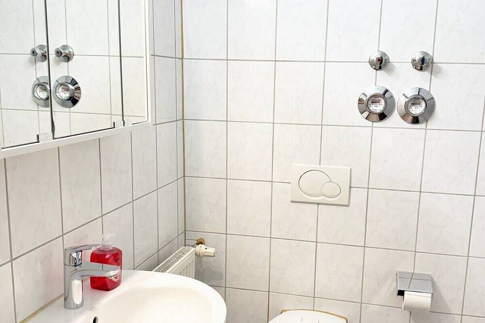Ganze Wohnung, 2 Zimmer Apartment mit Sauna in Pforzheim, Nordschwarzwald