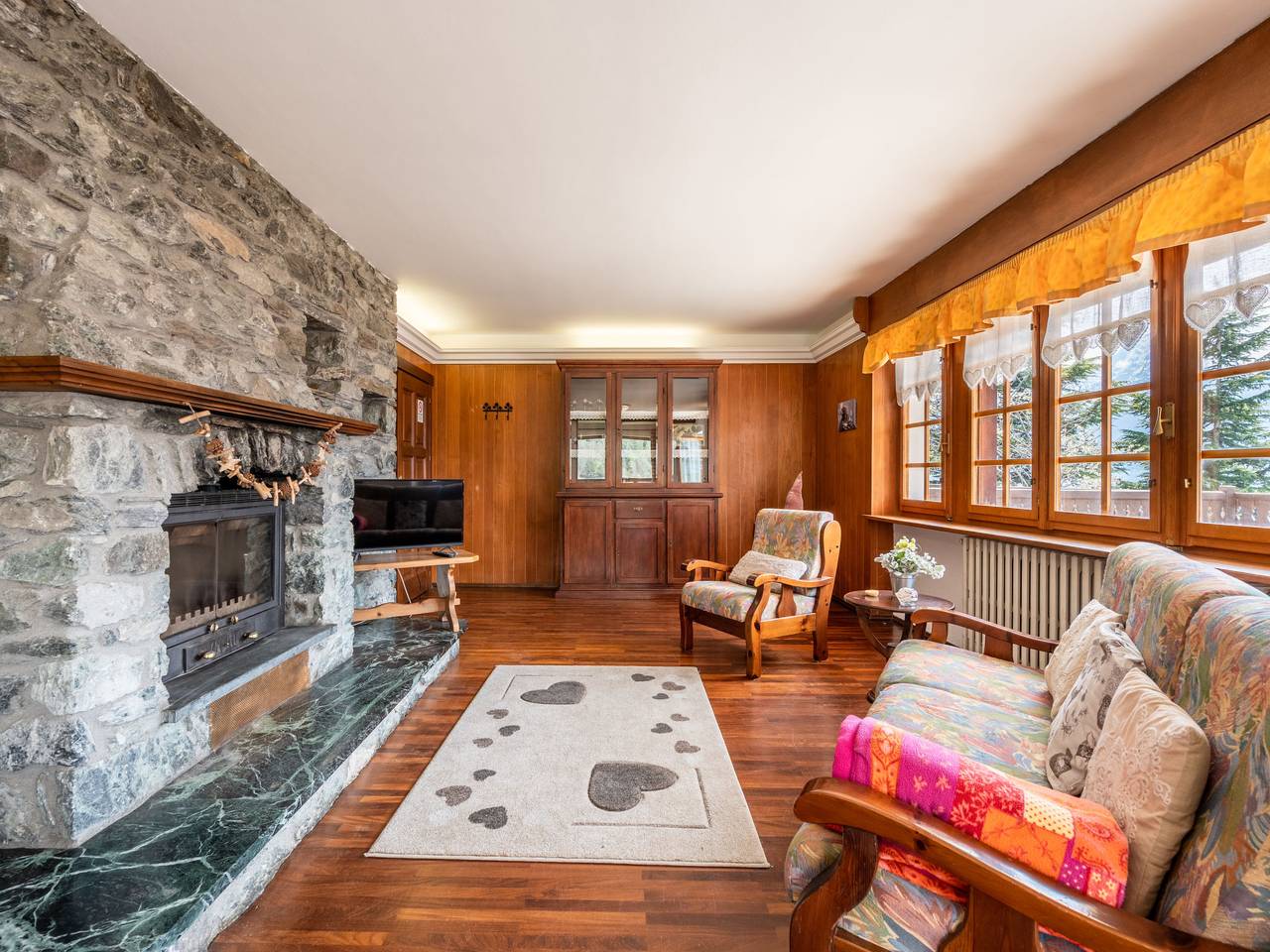 Ganze Wohnung, Aigle in Comune di Sarre, Walliser Alpen