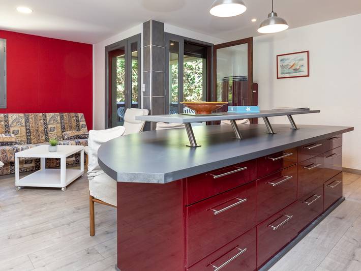 Gîte pour 4 personnes, avec balcon dans Plage du Penon - 3