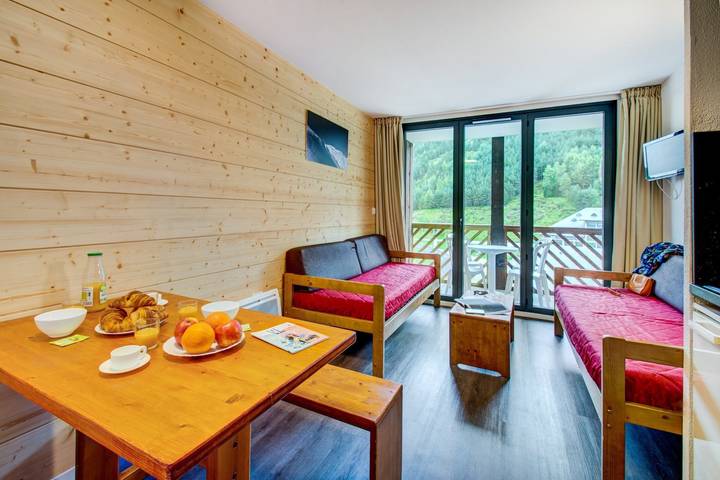 Gîte pour 4 personnes, avec Balcon et Piscine à Peyragudes