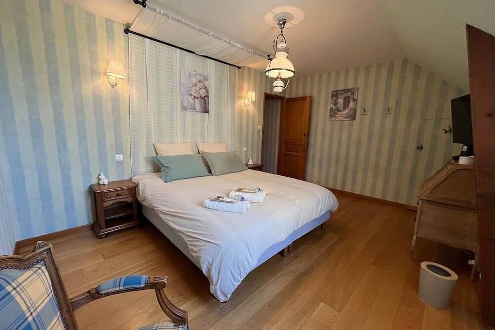 La Maison d’Odette : la chambre Hortensia in Saint-Rémy-du-Plain, Fougères-Vitré