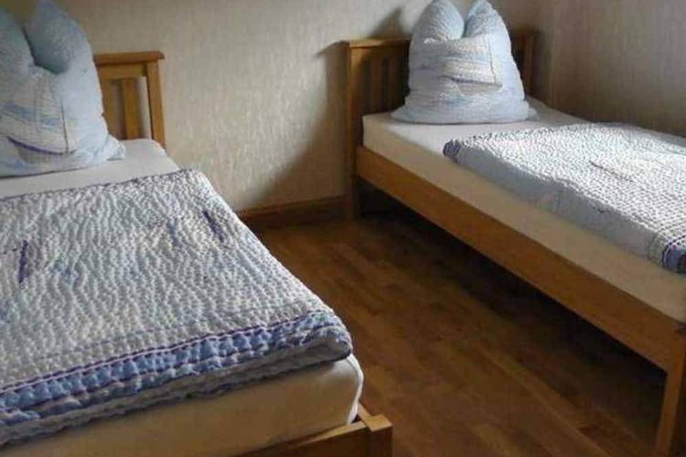 Ganze Wohnung, Ferienhaus am Hain Naturschutzgebiet in Greifswald, Vorpommern Greifswald