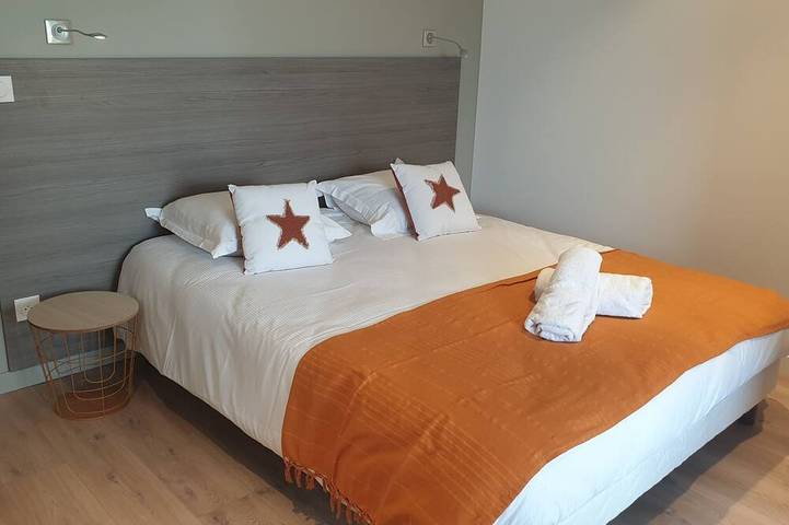 Appartement entier, Appartement Ire  4 étoiles vue lac et montagnes in Sévrier, Parc naturel régional du Massif des Bauges