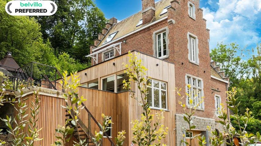 Location de vacances pour 16 personnes, avec piscine ainsi que jardin et jacuzzi, animaux acceptés à Gesves