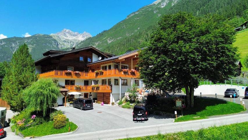 Apartament wakacyjny dla 2 osób, z ogród i widok w Dolina Lechtal