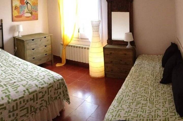 Location de vacances pour 7 personnes, avec terrasse, animaux acceptés à Alella - 3