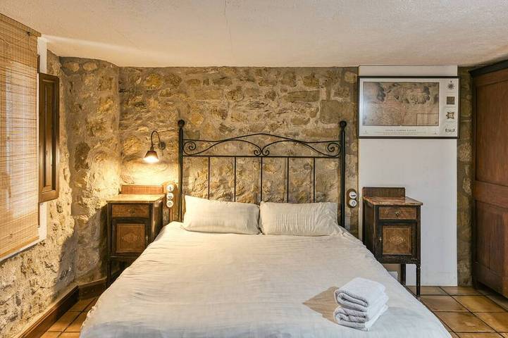 Casa rural para 4 personas, con piscina y jardín en Pla de l'Estany