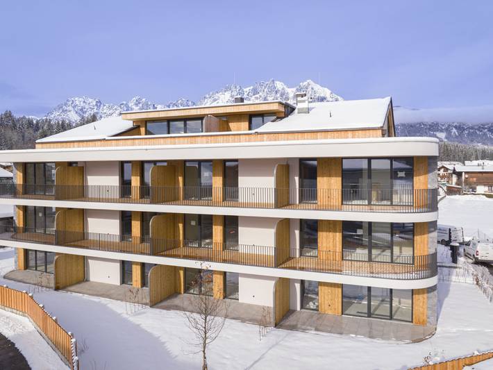 Ferienwohnung für 8 Personen, mit Sauna und Garten sowie Ausblick und Terrasse in Oberndorf in Tirol