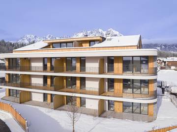 Ferienwohnung für 8 Personen, mit Garten und Sauna sowie Ausblick und Terrasse in Oberndorf in Tirol