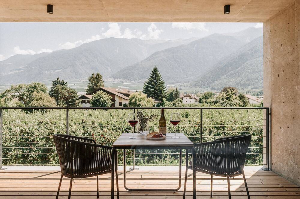 Ganze Wohnung, Traumurlaub: Studio \"St. Martin\" auf dem Bio Bauernhof Langstrein. in Latsch, Nationalpark Stilfser Joch
