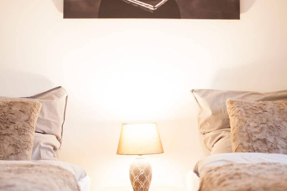 Ganze Wohnung, Neu: Moderne Ferienwohnung mit Seeblick & Garten [Nr.2] in Storkower See, Storkow