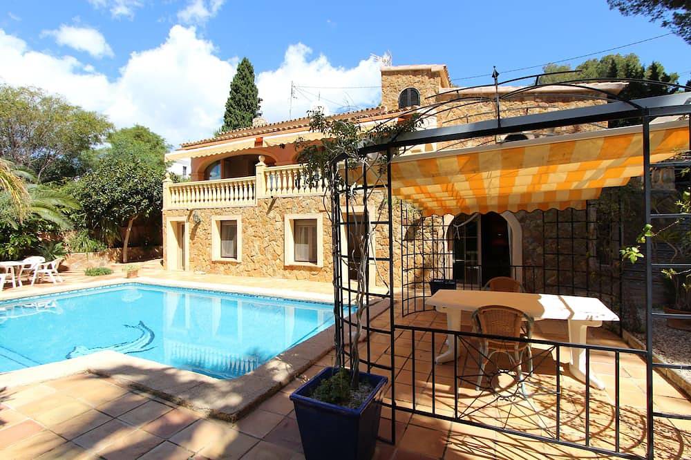 Authentische Villa, Klimaanlage, sehr privat, Wifi, tropischer Garten, privates Schwimmbad, in der Nähe des Meeres in La Fustera, Benissa