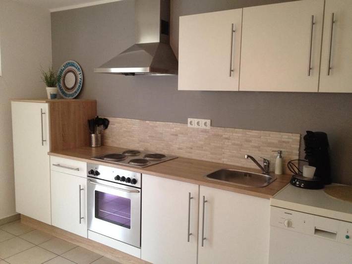 Ferienwohnung für 2 Personen, mit Terrasse und Garten sowie Ausblick in Kirn-Land