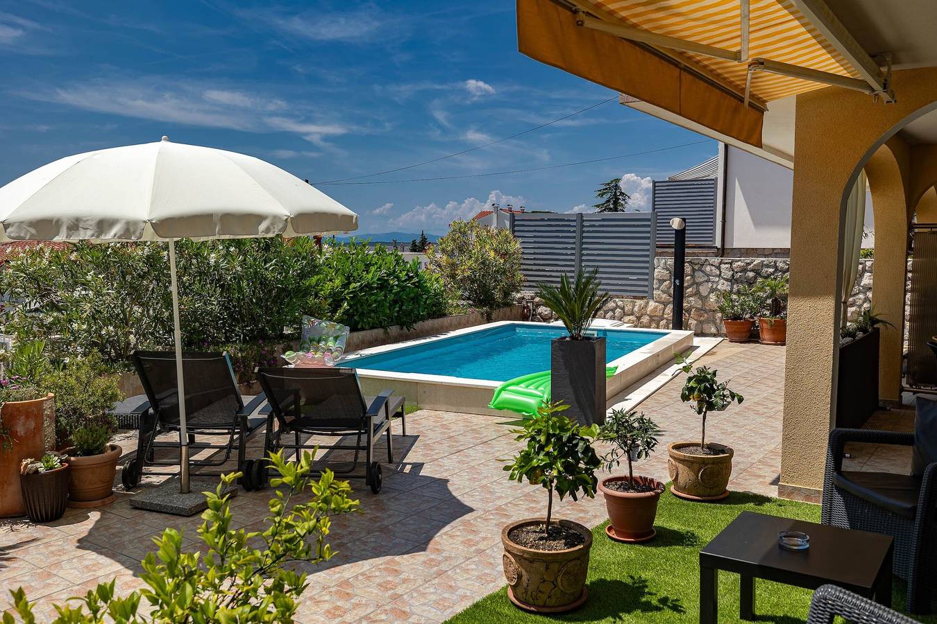 Appartamento vacanze a Kvarn a partire da 67€ a notte