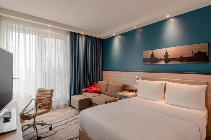Hotel für 3 Personen in Berliner Fernsehturm - 2