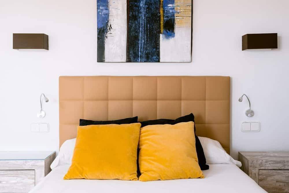 Villa Km2 is a 5 min drive from Playa den Bossa in Sant Jordi de ses Salines, Sant Josep de sa Talaia