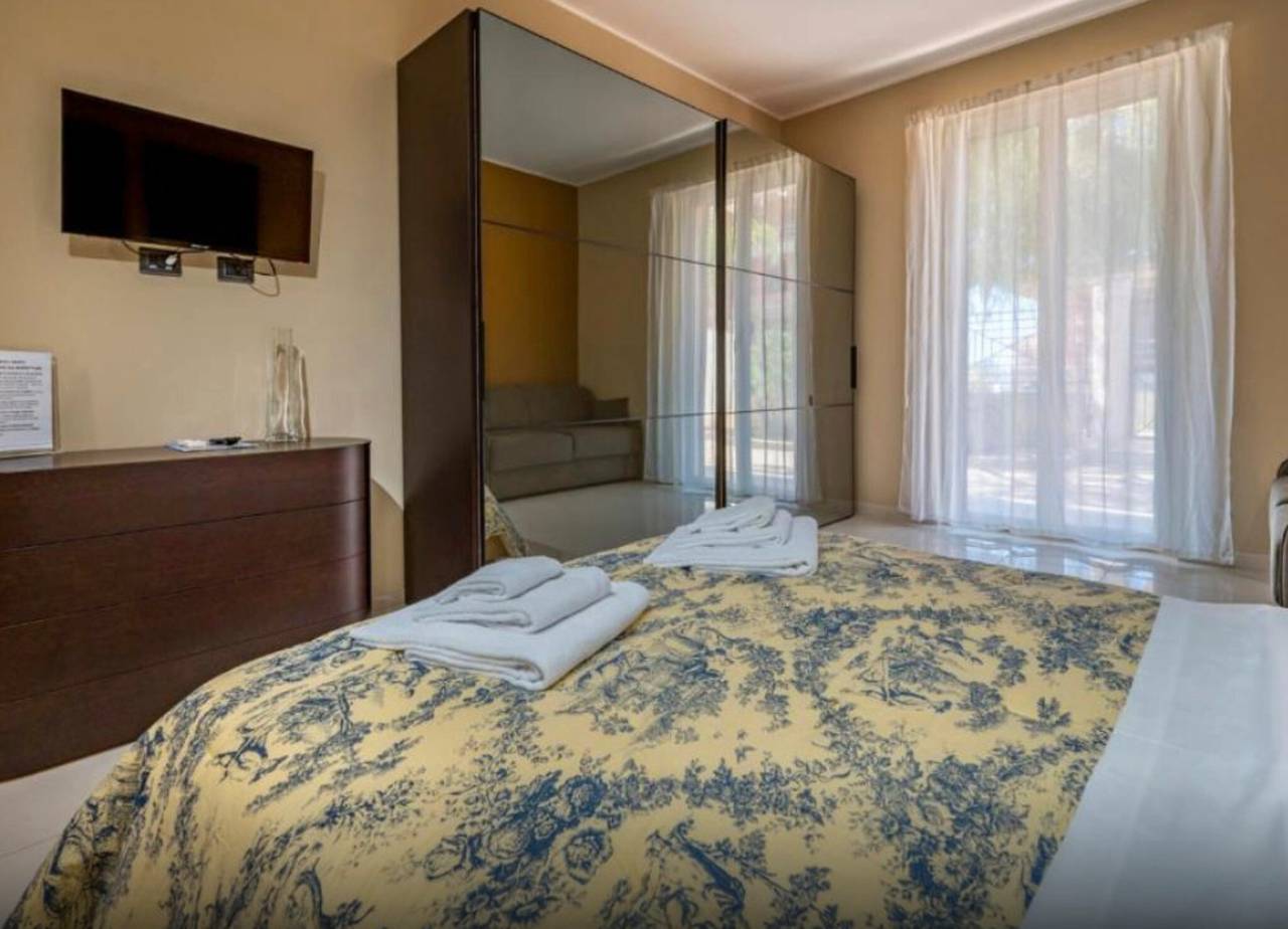 Habitación 'Nick Mason - Cuádruple Superior' con jardín compartido, Wi-Fi y aire acondicionado in Marzamemi, Pachino