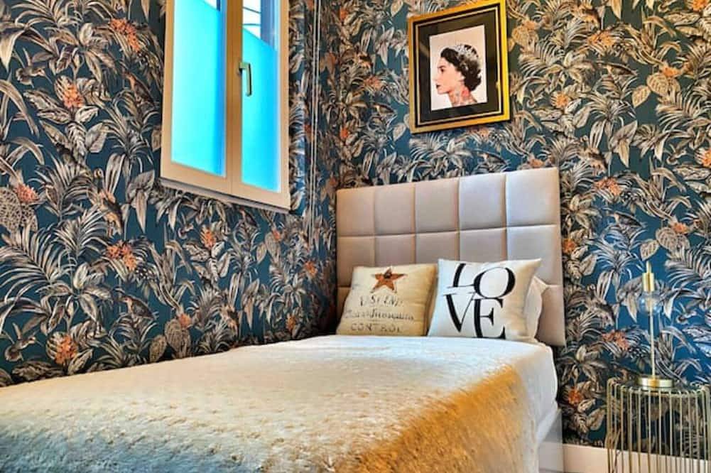Entire apartment, Modern Duplex in Center of Bermeo-3 pax with Wifi in Bermeo, Urdaibai Biosphere Reserve