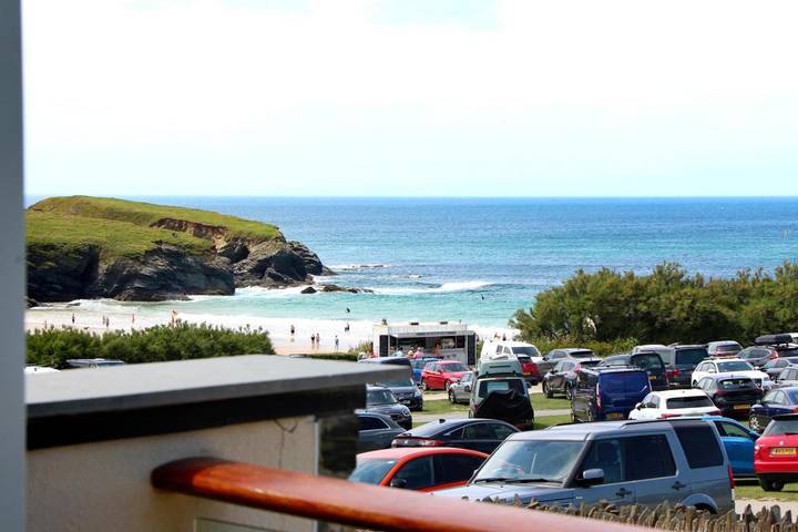 Holiday rental for 4 people, with terrace and garden as well as view, with pets in Constantine Bay