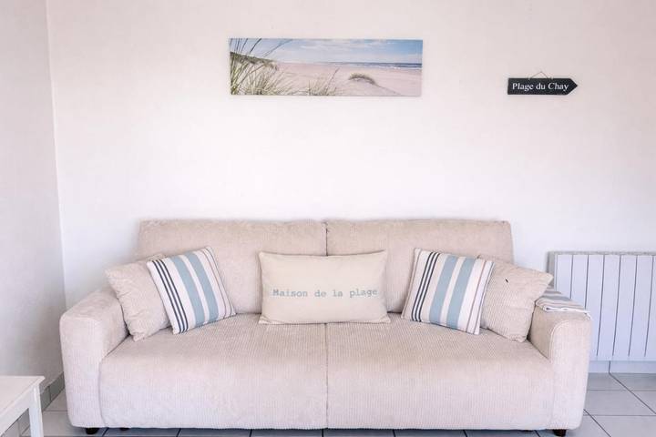 Gîte pour 4 personnes, avec terrasse dans Plage du Chay - 4