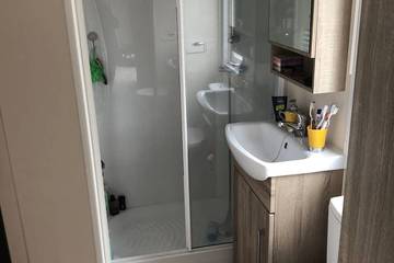 Camping pour 8 Personnes dans Dinard, Côte d’Émeraude, Photo 3