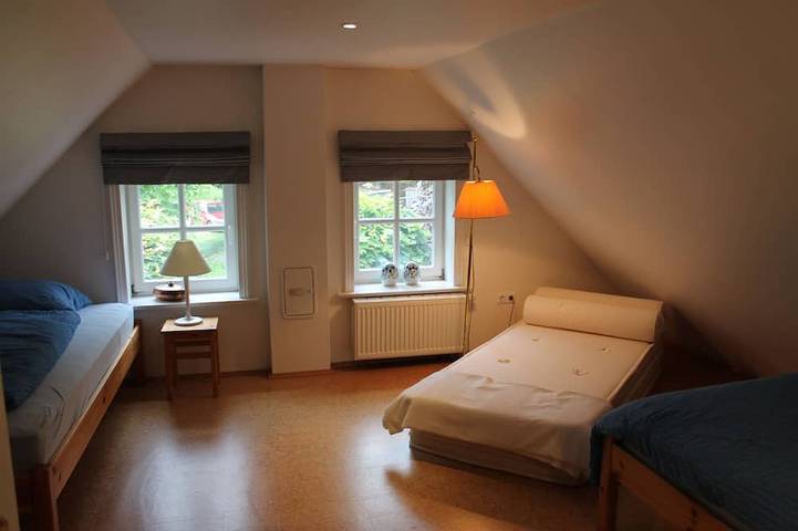 Ferienhaus für 4 Personen, mit Garten und Sauna sowie Terrasse in Loquard - 3