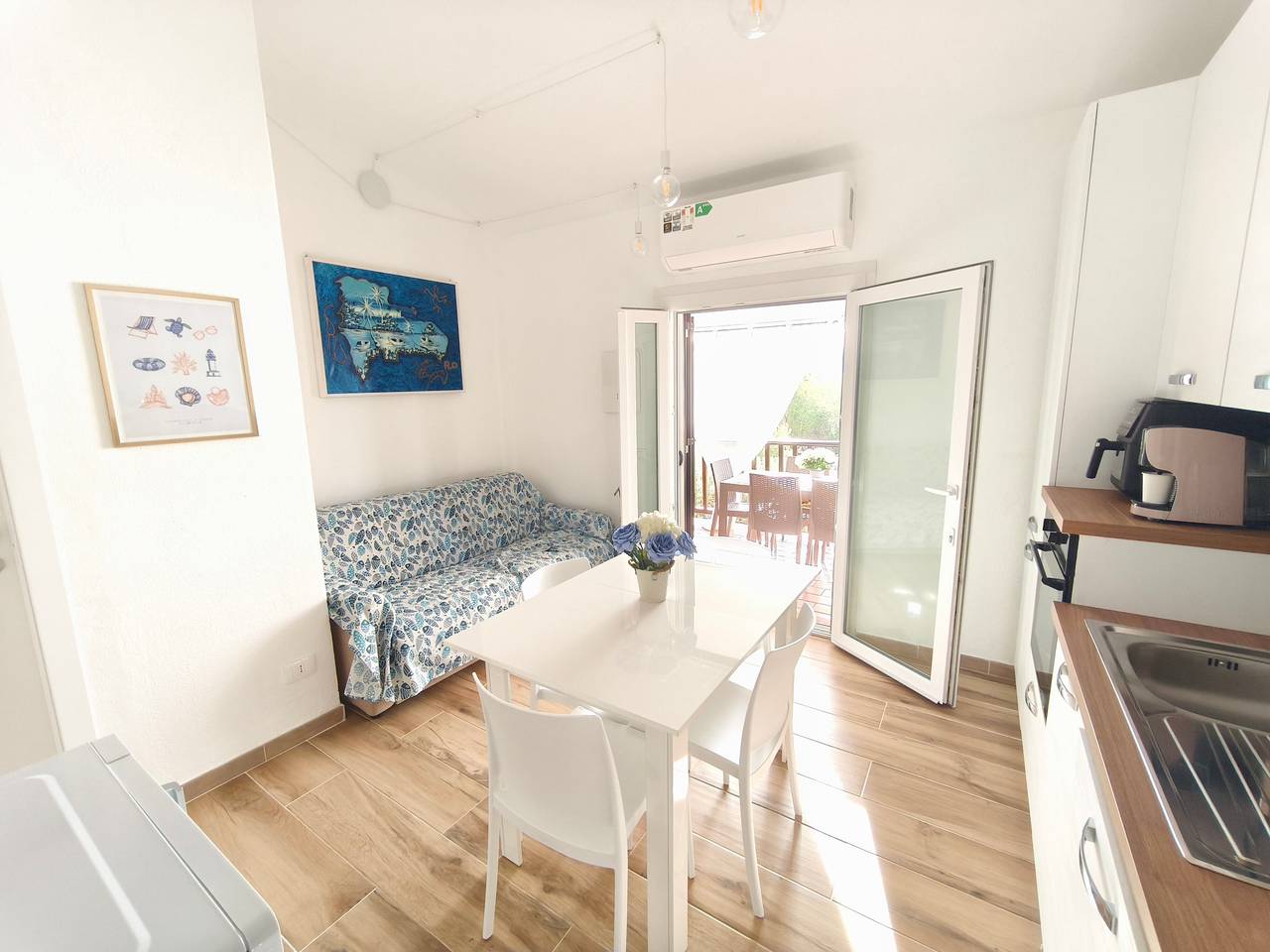 Casa Vacanze 'Orizzonte Infinito' con Vista Mare, Wi-Fi e Aria Condizionata in Cannigione, Arzachena