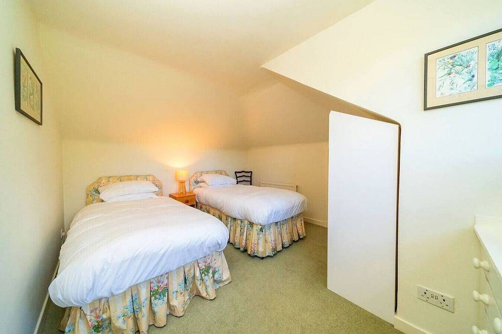 Kirkgate Cottage – Countryside Living in Angus