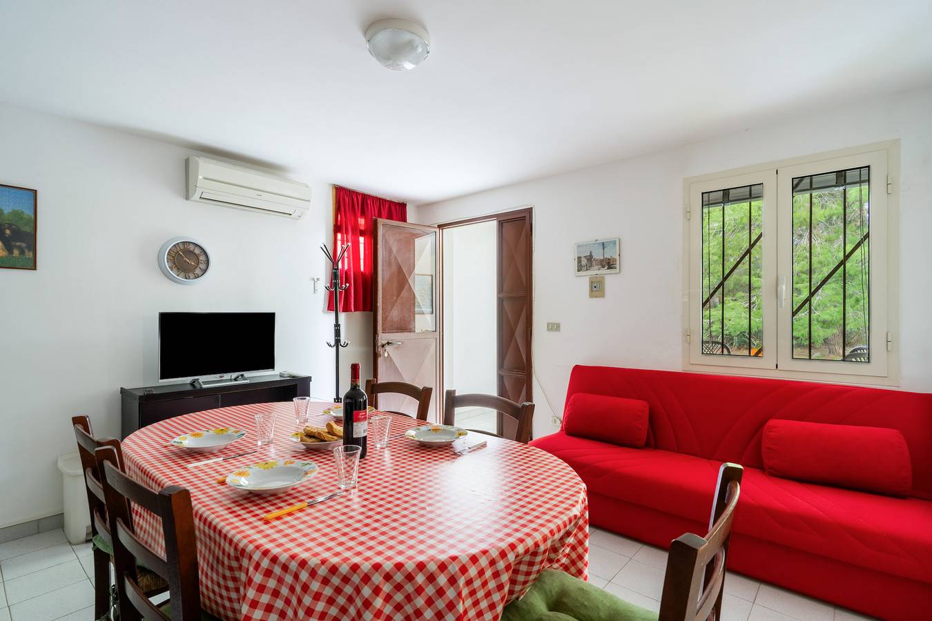 Villa "La Castellana" with Private Garden & A/C in Gulf of Taranto