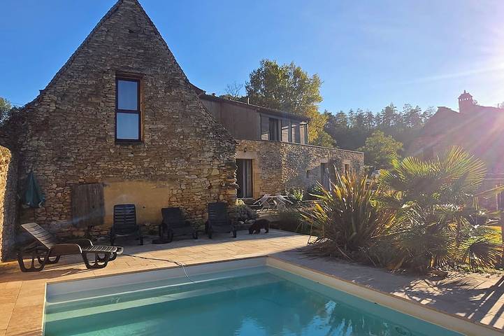 Location de vacances pour 24 personnes, avec terrasse et jardin à Montignac