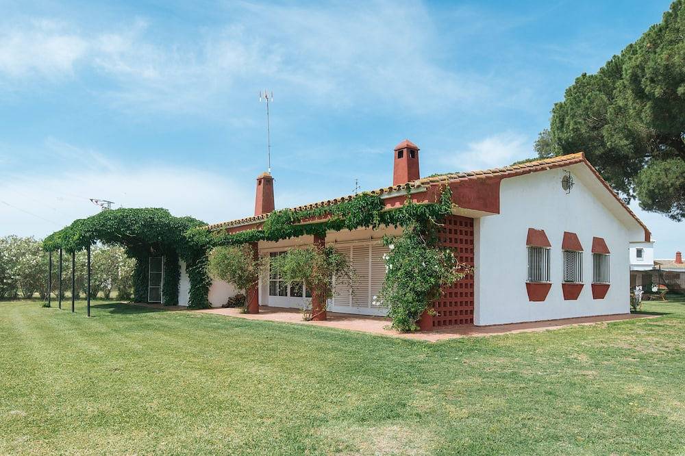 Rural house in the heart of Doñana in Aznalcázar, Parque Nacional de Doñana