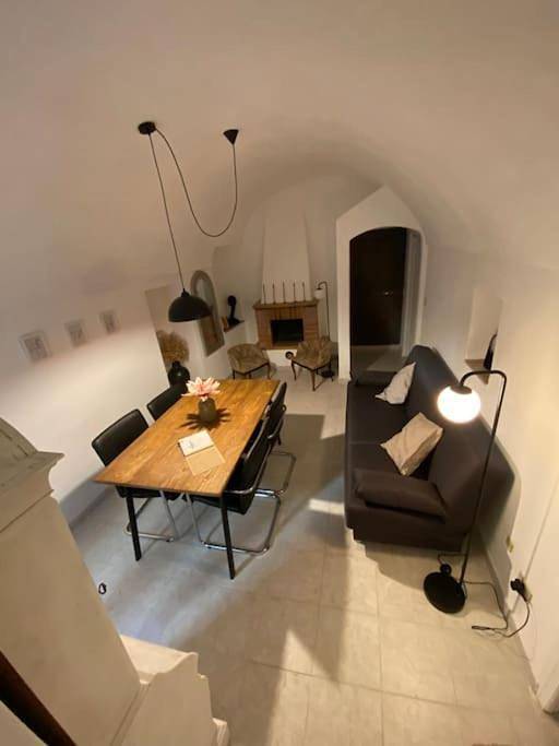 Gîte pour 3 personnes, avec vue et balcon à Airole - 3