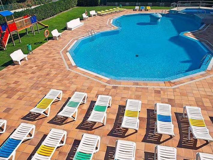 Holiday letting for 4 people, with pool and garden in Estartit