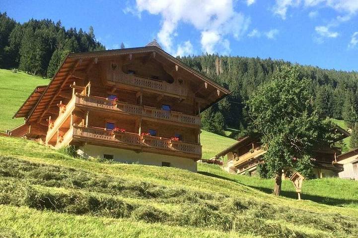 Ferienhaus für 10 Personen, mit Sauna und Balkon, mit Haustier