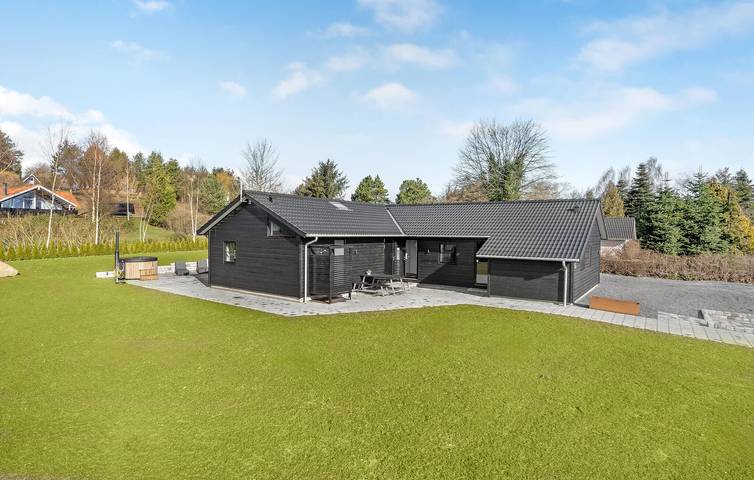 Ferienhaus für 14 Personen, mit Whirlpool und Sauna sowie Garten und Terrasse in Egsmark Strand - 3