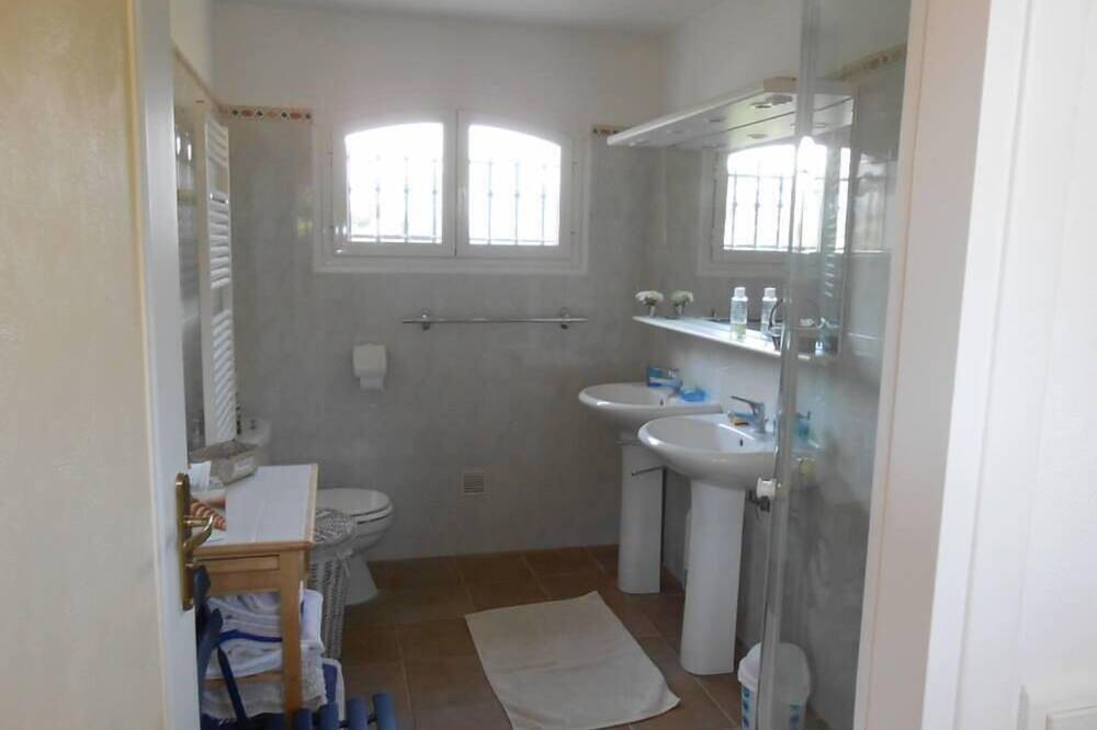 Face A L'Esterel F3 Duplex Climatise Dans Villa De Caractere Km Cannes in Mandelieu-la-Napoule, Côte méditerranéenne (France)