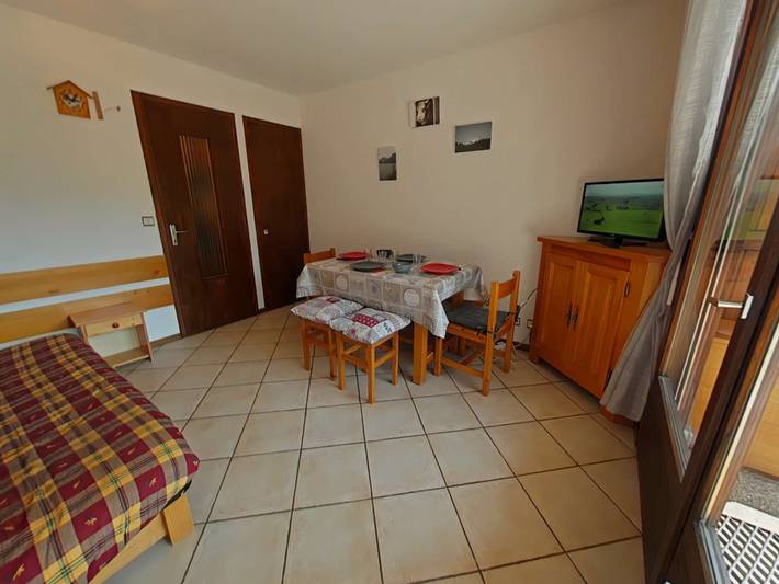 Estudio entero, Estudio a pie de pistas con terraza, aparcamiento y Wi-Fi - 4 plazas in Le Grand-Bornand, Región de Annecy