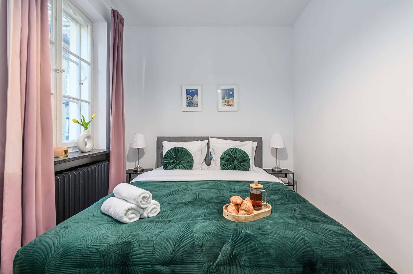 Ganze Wohnung, Lumina 3-room apart near the Royal Castle in Warschau Stadtmitte, Warschau