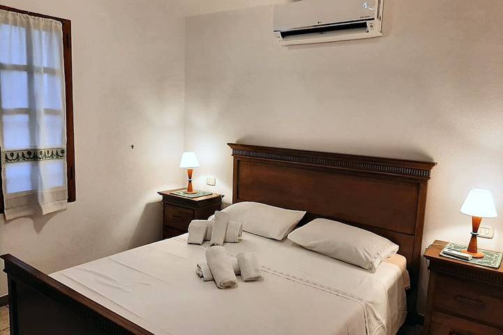 Villa Sant'Andrea: Sea, Garden, WiFi, Air Conditioning, Parking I.U.N. in Sant'Andrea (Cagliari), Quartu Sant'Elena