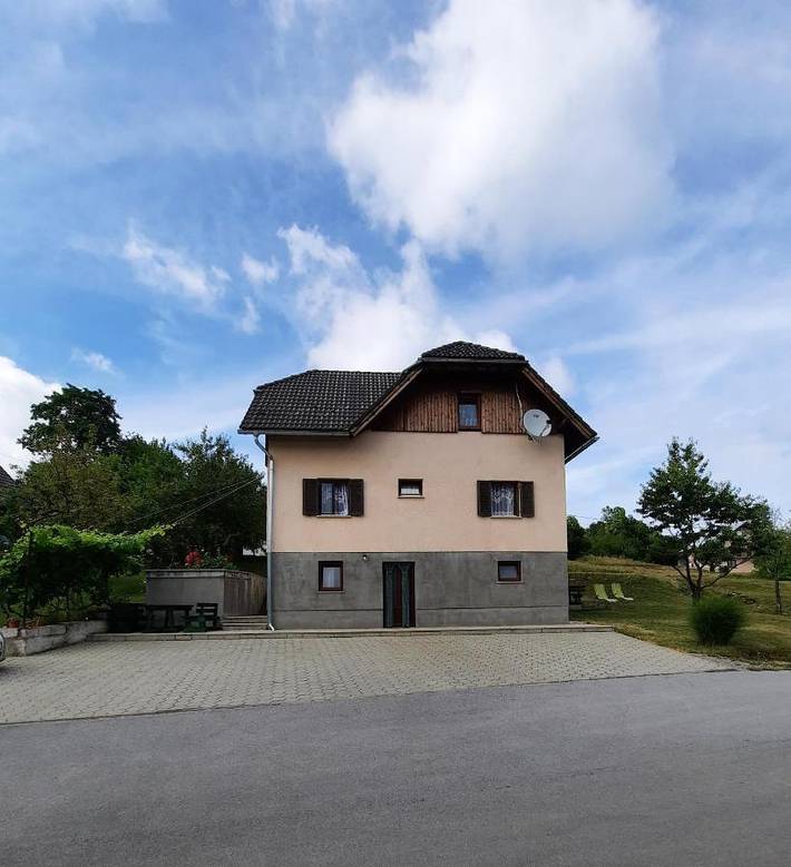Gîte pour 3 personnes, avec vue et jardin dans Poljanak - 2