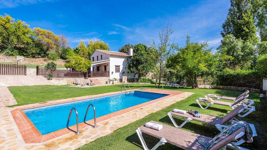 Chalet para 10 personas, con Balcón/Terraza y Piscina en Grazalema