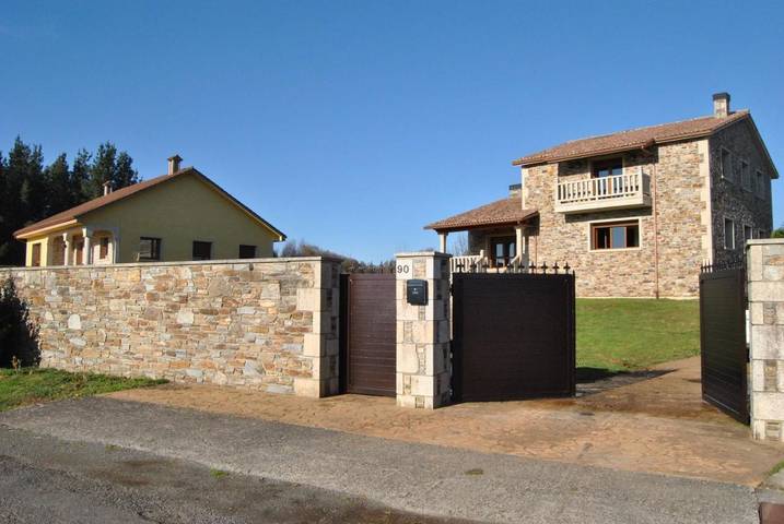 Apartamento para 8 personas, con Balcón y Terraza además de Jardín y Vistas al lago en El Pino